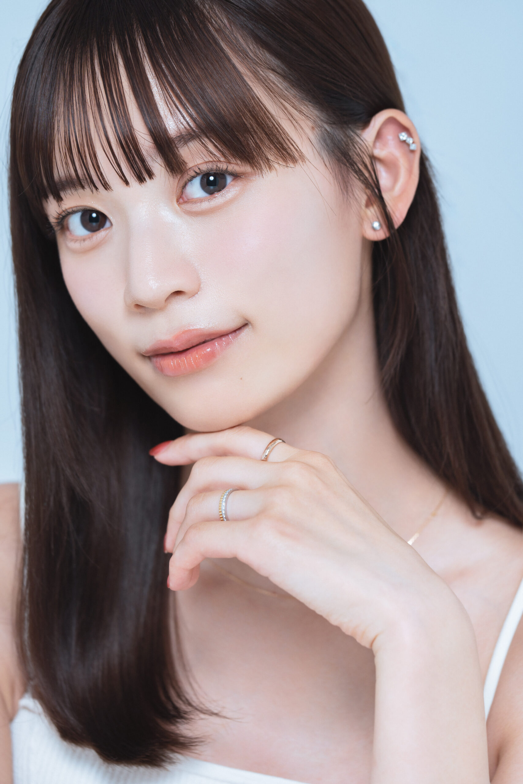 由布 菜月